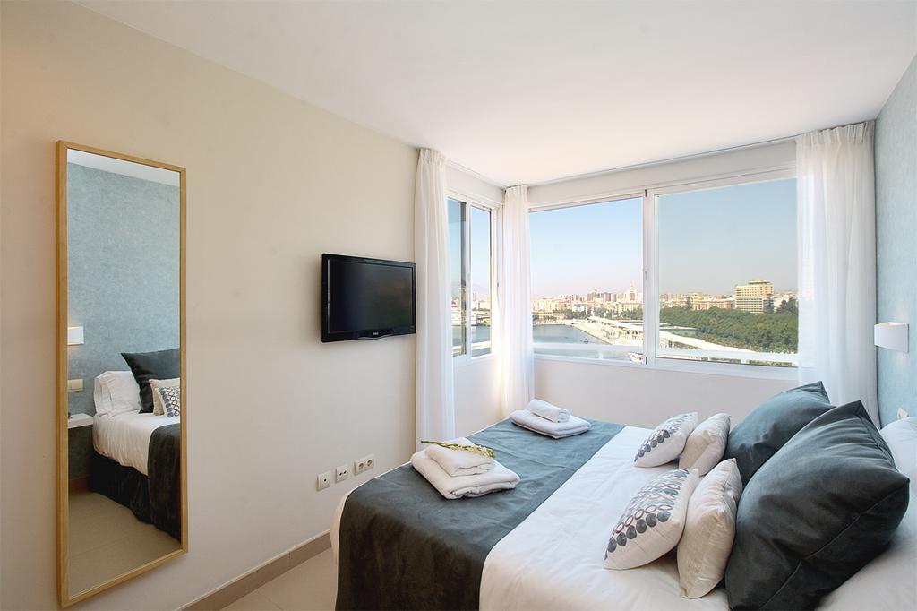 Apartamentos Malagueta Urban Beach Malaga Room photo